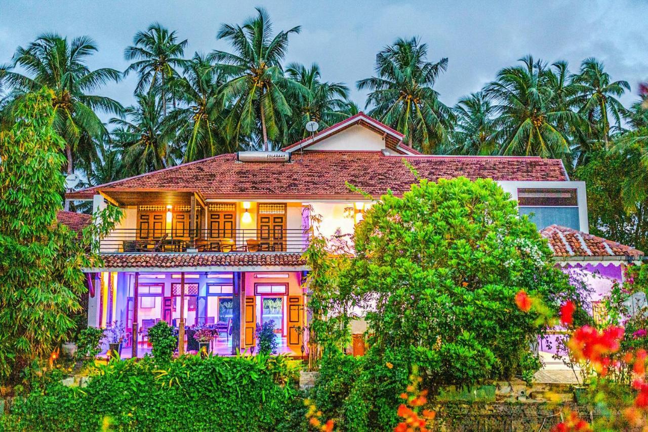 Waterland Hotel Negombo Exterior photo